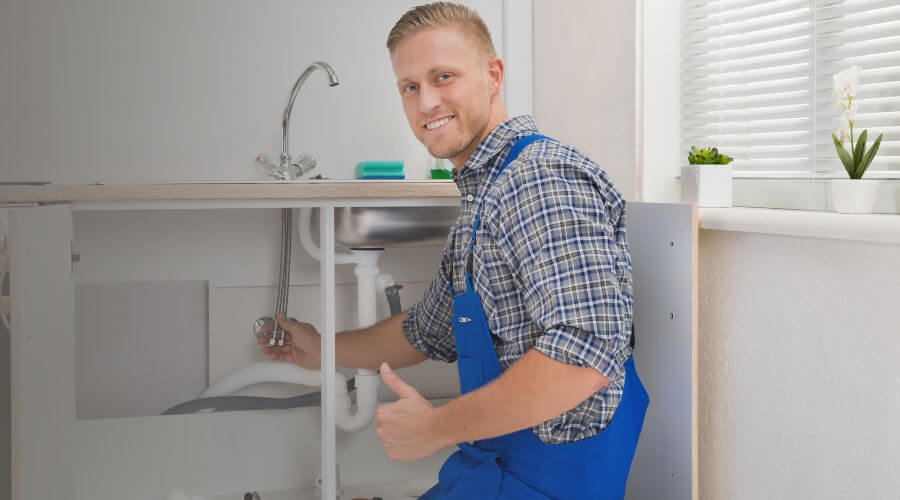Local water heater installation in Sweeny, TX